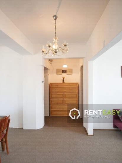 Apartament cu 3 camere de Inchiriat in Centru - Moldova Mall