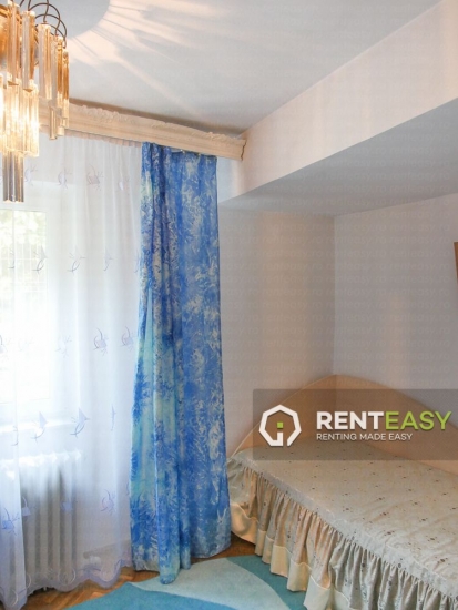 Casa cu 5 Camere de Inchiriat in zona Copou - Sararie