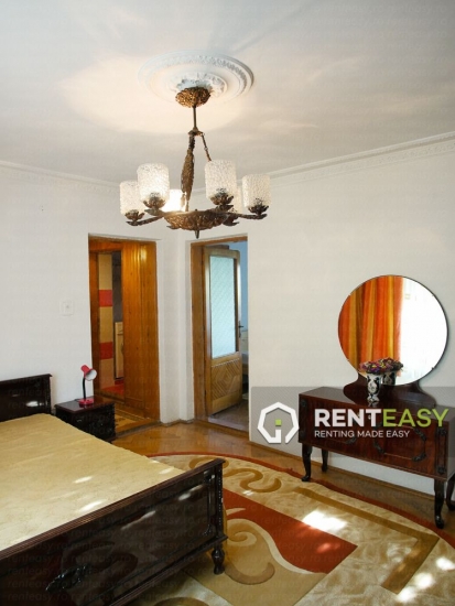 Casa cu 5 Camere de Inchiriat in zona Copou - Sararie