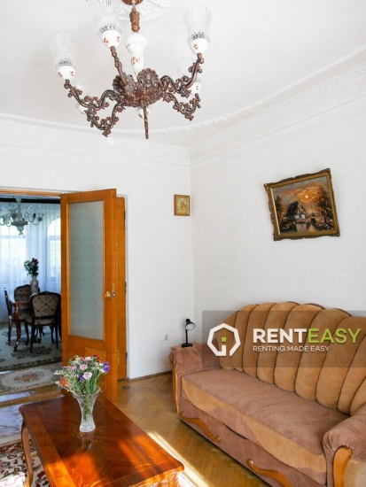 Casa cu 5 Camere de Inchiriat in zona Copou - Sararie