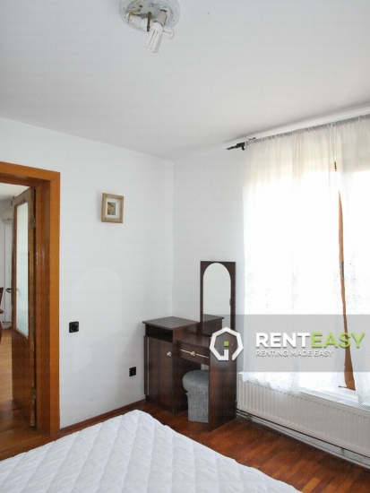 Casa cu 3 Camere de Inchiriat in zona Copou - Sararie