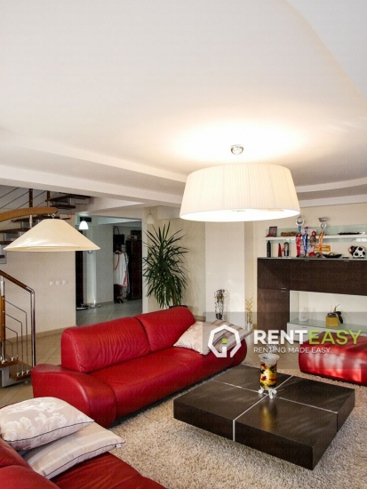 Penthouse de lux cu 5 Camere de Inchiriat in Copou