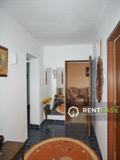 Apartament cu 3 Camere de Inchiriat in Centru - Stefan cel Mare