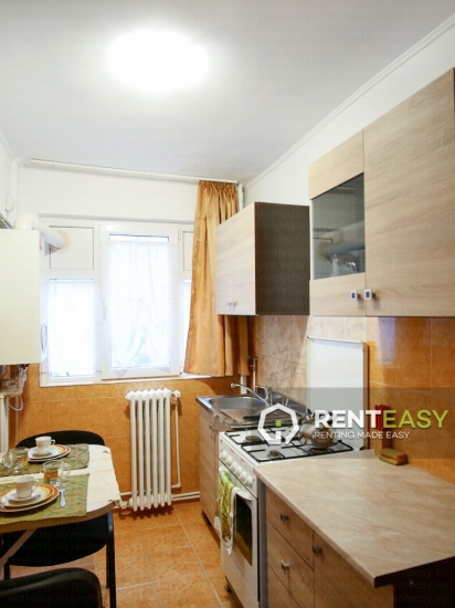 Apartament cu 3 Camere pe Stefan cel Mare pentru Inchiriat
