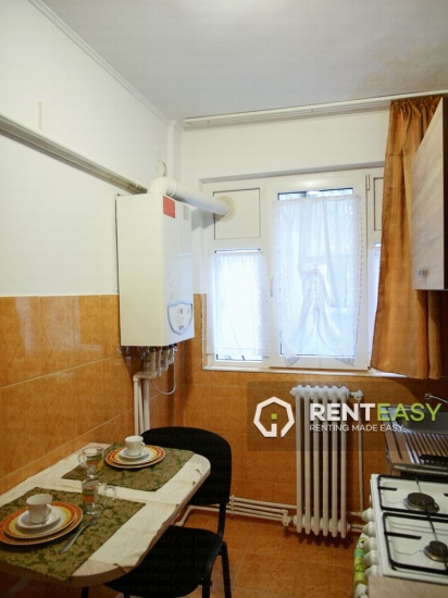 Apartament cu 3 Camere pe Stefan cel Mare pentru Inchiriat