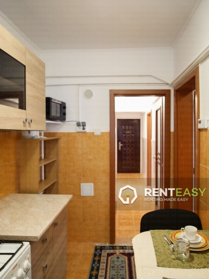 Apartament cu 3 Camere pe Stefan cel Mare pentru Inchiriat
