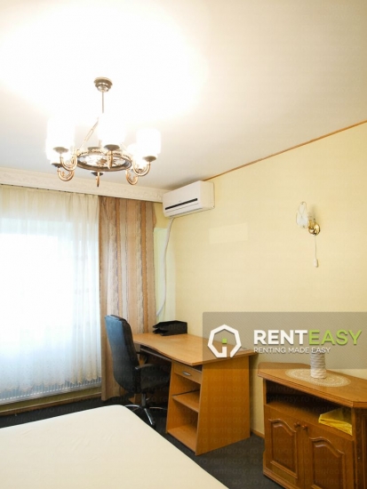 Apartament cu 3 Camere de Inchiriat pe Bld Independentei langa UMF