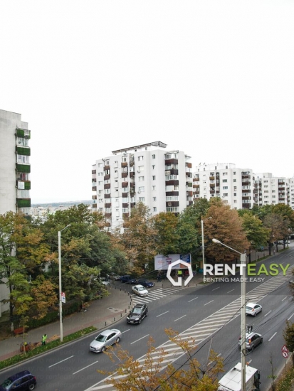Apartament cu 3 Camere de Inchiriat pe Bld Independentei langa UMF