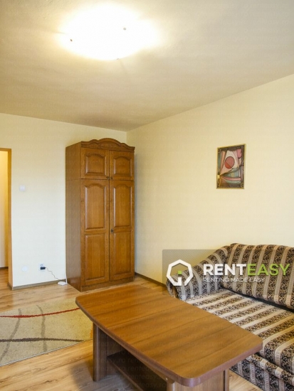 Apartament cu 3 Camere de Inchiriat in Centru - Stefan cel Mare