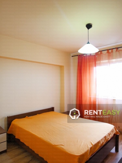 Apartament cu 3 Camere de Inchiriat in Centru - Stefan cel Mare