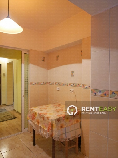 Apartament cu 3 Camere de Inchiriat in Centru - Stefan cel Mare