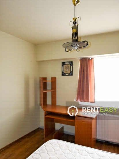 Apartament cu 3 Camere de Inchiriat in Centru langa Palas