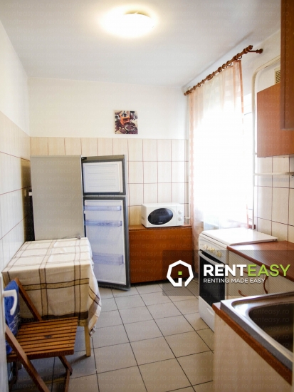 Apartament cu 2 Camere de Inchiriat in Centru - Targu Cucu