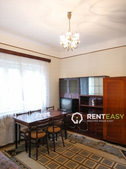 Casa cu 3 Camere de Inchiriat in Centru - Uzinei