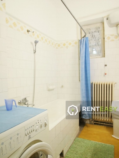 Casa cu 3 Camere de Inchiriat in Centru - Uzinei