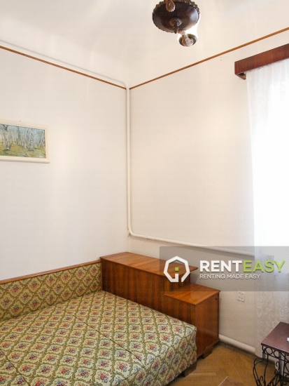 Casa cu 3 Camere de Inchiriat in Centru - Uzinei