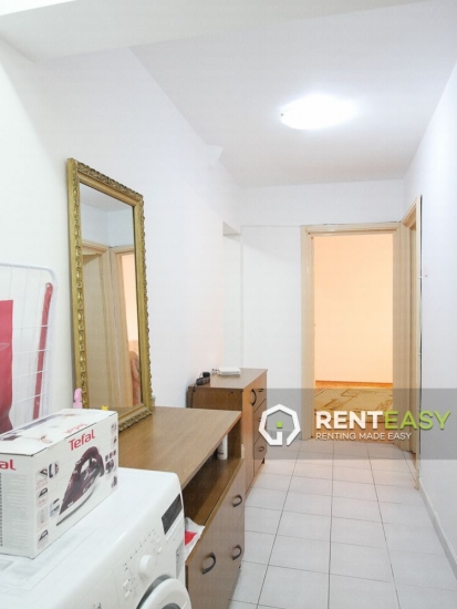 Apartament cu 3 Camere de Inchiriat in Centru - Stefan cel Mare