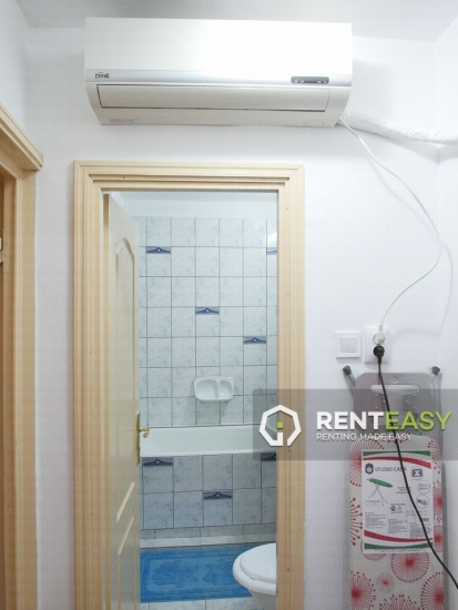 Apartament cu 3 Camere de Inchiriat in Centru - Stefan cel Mare
