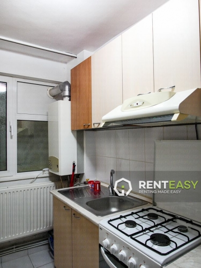 Apartament cu 3 Camere de Inchiriat in Centru - Stefan cel Mare