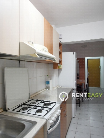 Apartament cu 3 Camere de Inchiriat in Centru - Stefan cel Mare