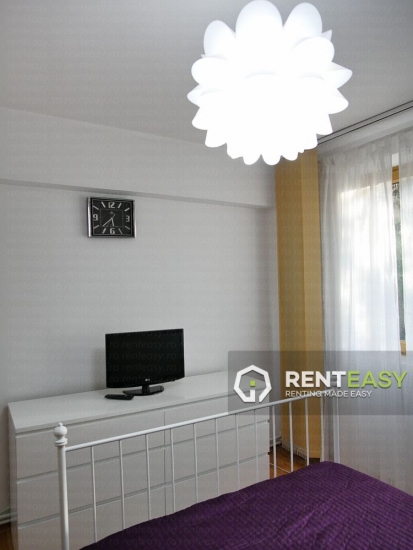 Apartament cu 3 Camere de Inchiriat in Centru - Stefan cel Mare