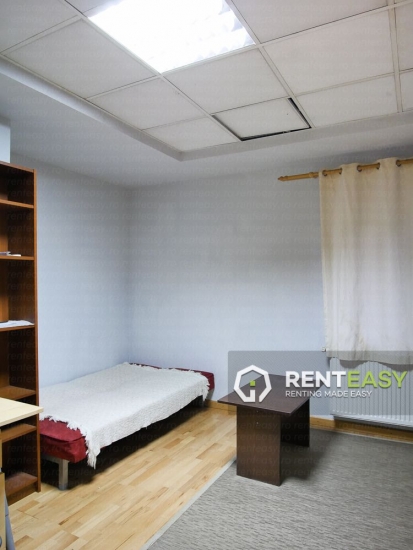 Apartament cu 2 Camere de Inchiriat la Vila in Sararie