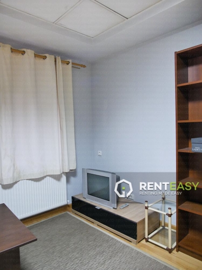 Apartament cu 2 Camere de Inchiriat la Vila in Sararie