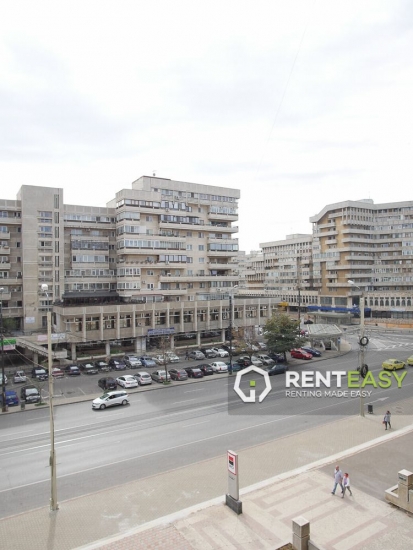 Apartament cu 3 Camere de Inchiriat in Centru - Hala Centrala