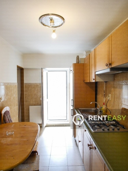 Apartament cu 3 Camere de Inchiriat in Centru - Hala Centrala