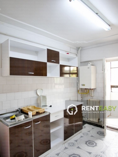 Apartament cu 2 Camere de Inchiriat pe Bulevardul Stefan cel Mare