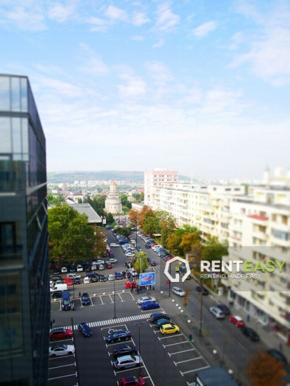 Apartament decomandat cu 3 Camere de Inchiriat in Centru - Hala Centrala