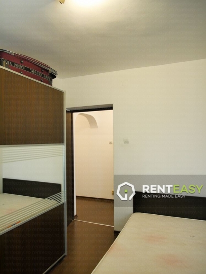 Apartament decomandat cu 3 Camere de Inchiriat in Centru - Hala Centrala
