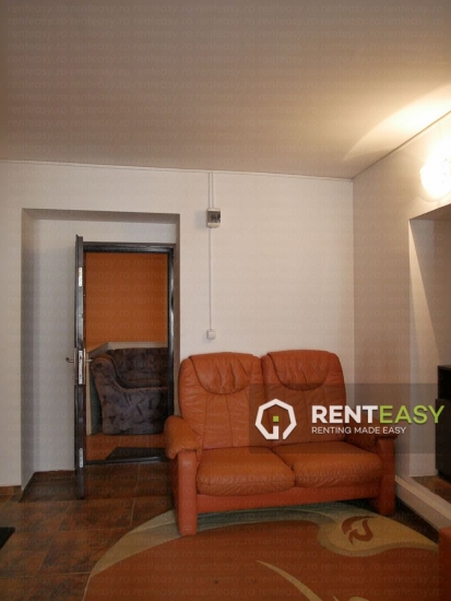 Apartament cu o camera de inchriat in Centru langa Primarie
