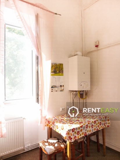 Apartament cu doua camere de inchiriat in Centru zona Fundatie