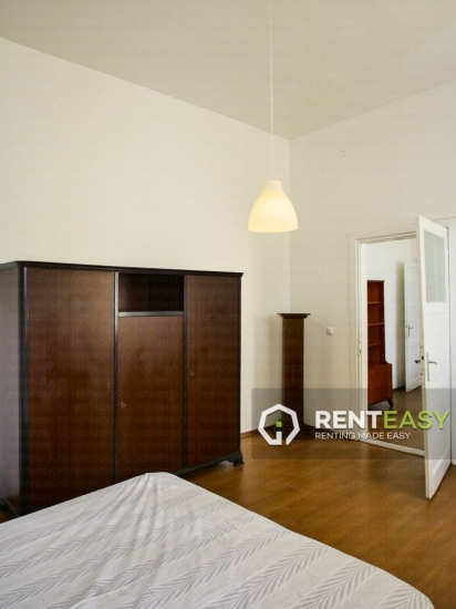 Apartament cu doua camere de inchiriat in Centru zona Fundatie