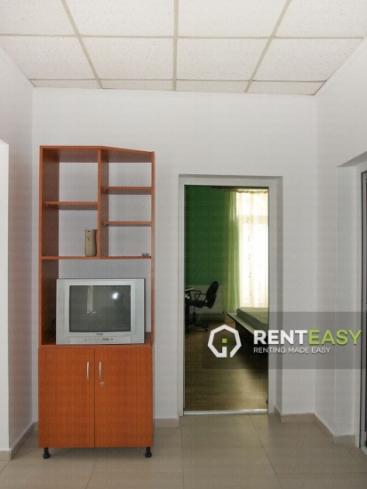 Apartament cu 3 Camere de Inchiriat in Centru - Tarom