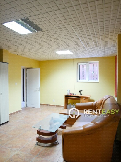 Apartament cu 3 Camere de Inchiriat in Centru - Arcu