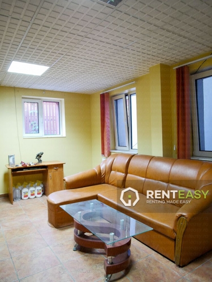 Apartament cu 3 Camere de Inchiriat in Centru - Arcu