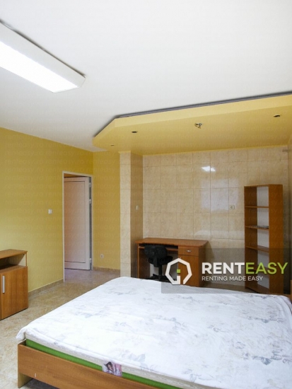 Apartament cu 3 Camere de Inchiriat in Centru - Arcu