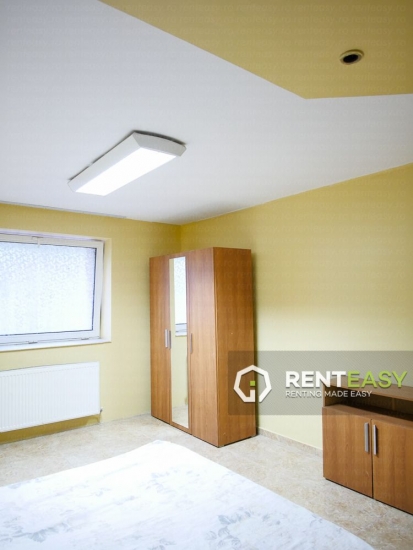 Apartament cu 3 Camere de Inchiriat in Centru - Arcu