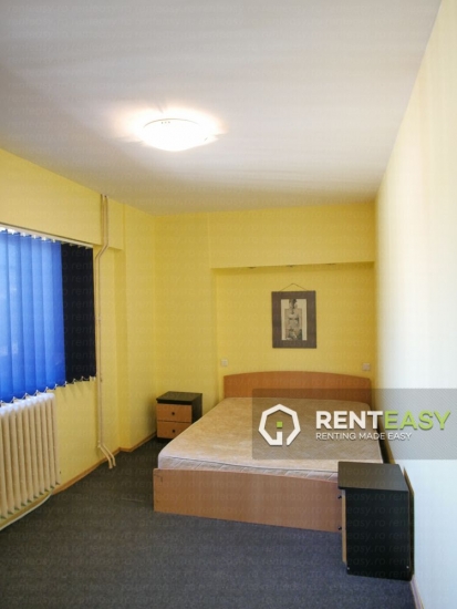 Apartament cu 4 Camere de Inchiriat in fata Universitatii de Medicina