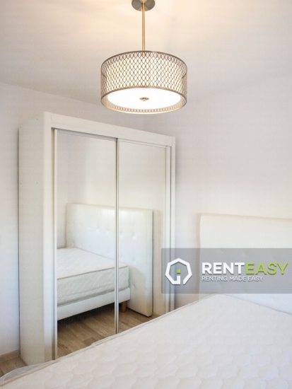 Bloc nou! Apartament cu 3 Camere de Inchiriat in Centru - Podul de Fier