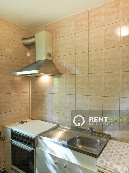 Apartament cu 3 Camere de Inchiriat in Zona Podu Ros