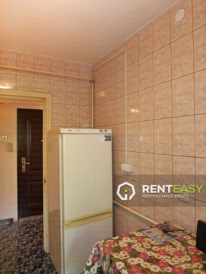 Apartament cu 3 Camere de Inchiriat in Zona Podu Ros