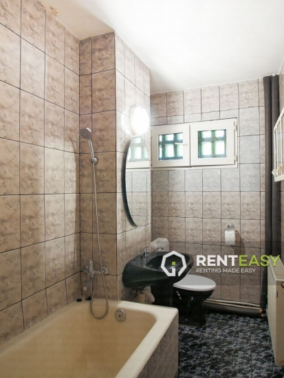 Apartament cu 3 Camere de Inchiriat in Zona Podu Ros