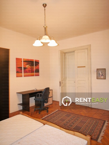 Apartament cu 4 Camere de Inchiriat in Centru langa Facultatea de Medicina
