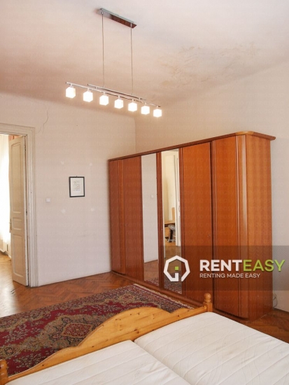 Apartament cu 4 Camere de Inchiriat in Centru langa Facultatea de Medicina
