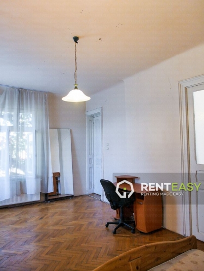 Apartament cu 4 Camere de Inchiriat in Centru langa Facultatea de Medicina
