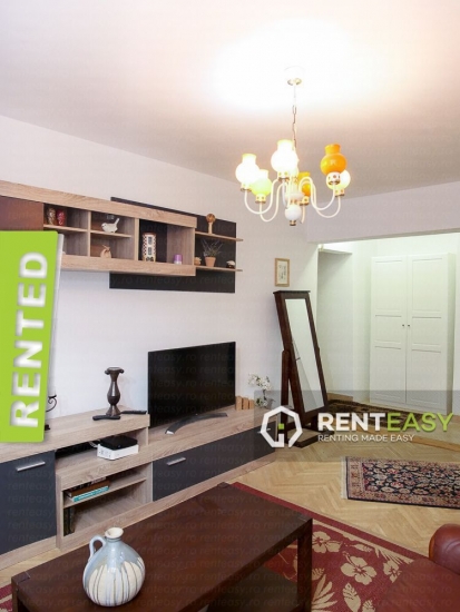 Apartament trei camere de inchiriat in Piata Unirii