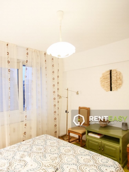 Apartament trei camere de inchiriat in Piata Unirii